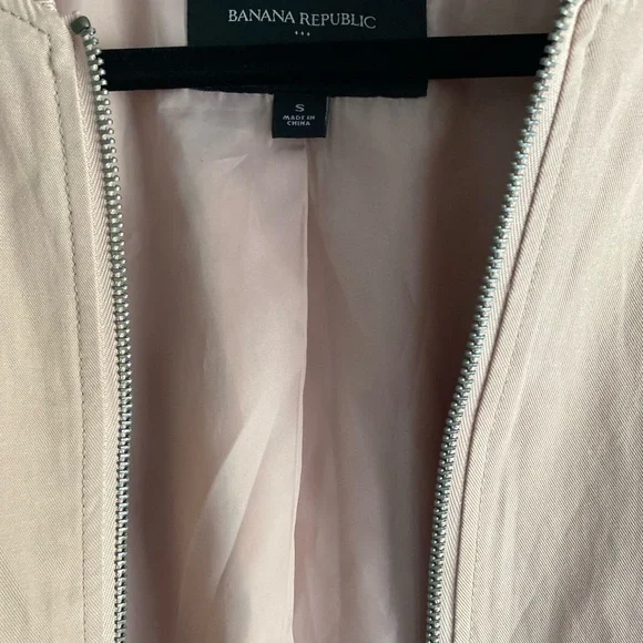 Banana Republic Women's Light Tan Bomber Jacket - Picture 2 of 4